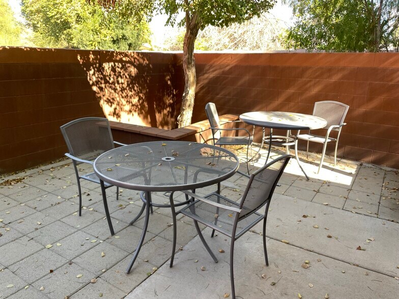 More Photos Of 4141 N 32nd St, Phoenix Medical For Lease