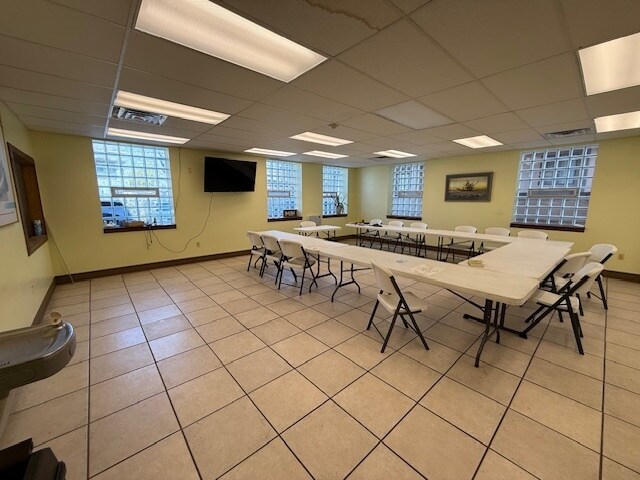 More Photos Of 12001 Shaker Blvd, Cleveland Medical For Sale