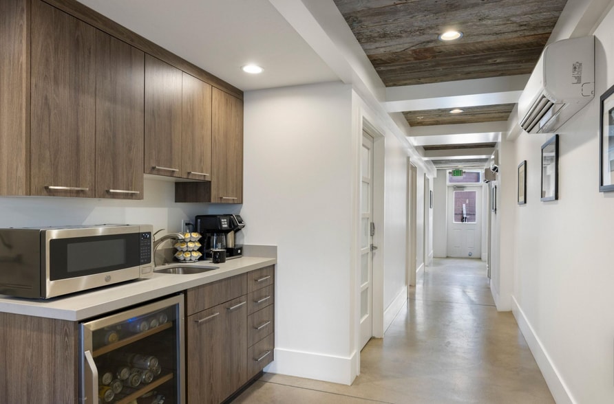 More Photos Of 1200 W Lori Ln, Kamas Flex For Sale
