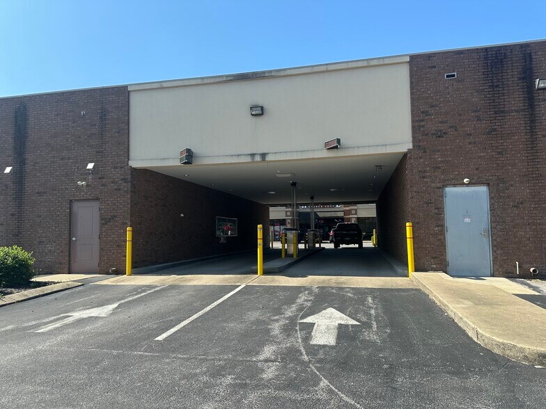 More Photos Of 651 US 31W Byp, Bowling Green Office For Lease