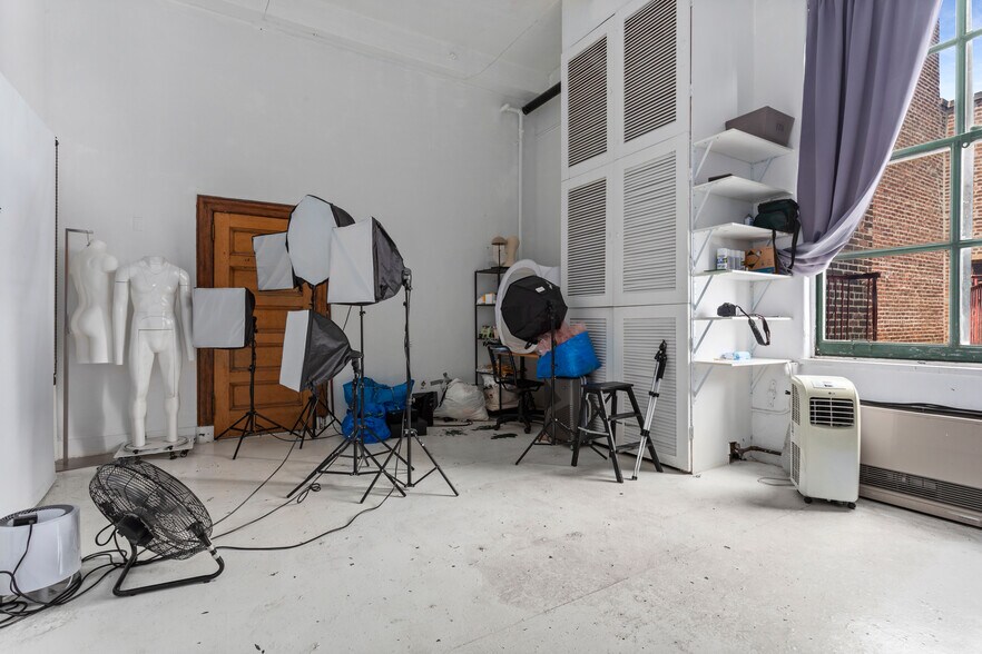 More Photos Of 51-55 Nassau Ave, Brooklyn Loft Creative Space For Lease