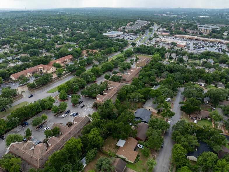 More Photos Of 2500 W William Cannon Dr, Austin Medical For Lease