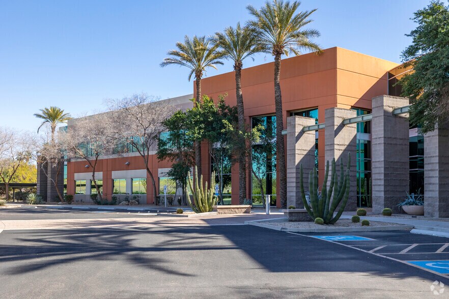 More Photos Of 19825 N 7th St, Phoenix Office For Lease