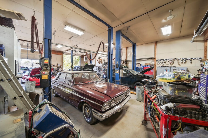 More Photos Of , Ortonville General Retail For Sale