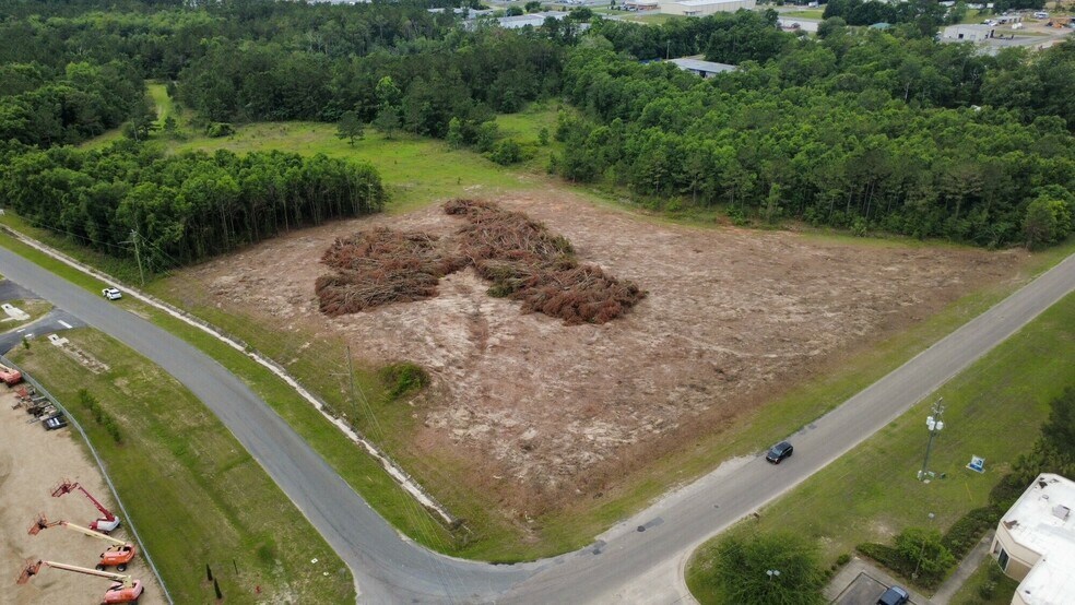 More Photos Of Commerce Blvd, Midway Industrial For Lease