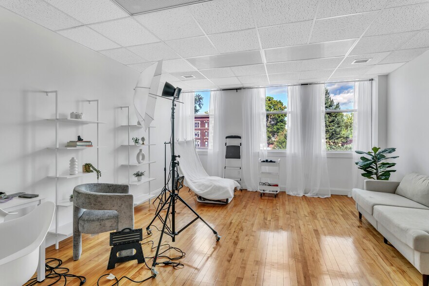 More Photos Of 85 Elm St, West Springfield Storefront Retail Office For Lease