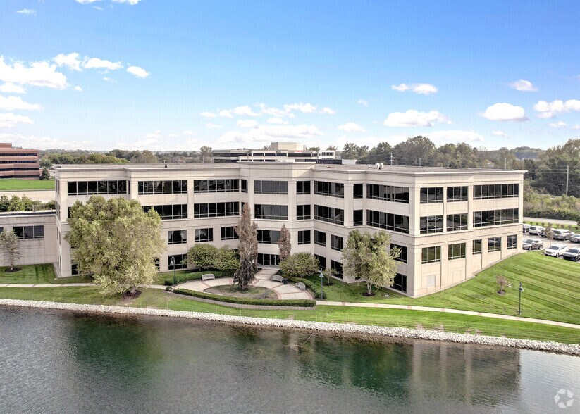 More Photos Of 3925 River Crossing Pky, Indianapolis Office For Lease