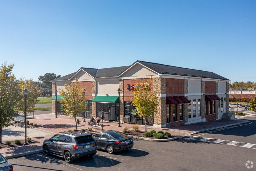 More Photos Of 950 Dekalb Pike, Blue Bell General Retail For Sale