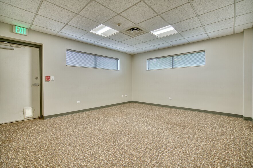 More Photos Of 1110 Boston Ave, Longmont Research And Development For Lease