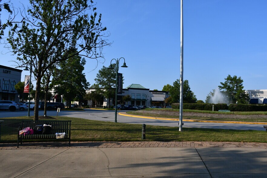 More Photos Of 481 Town Center Pl, Columbia Unknown For Lease