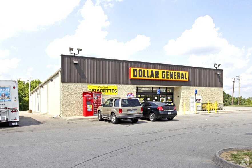 More Photos Of 5697 Old State Route 21, House Springs Freestanding For Sale