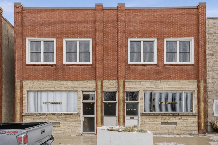 Primary Photo Of 29 Jarvis St, Fort Erie Office For Sale