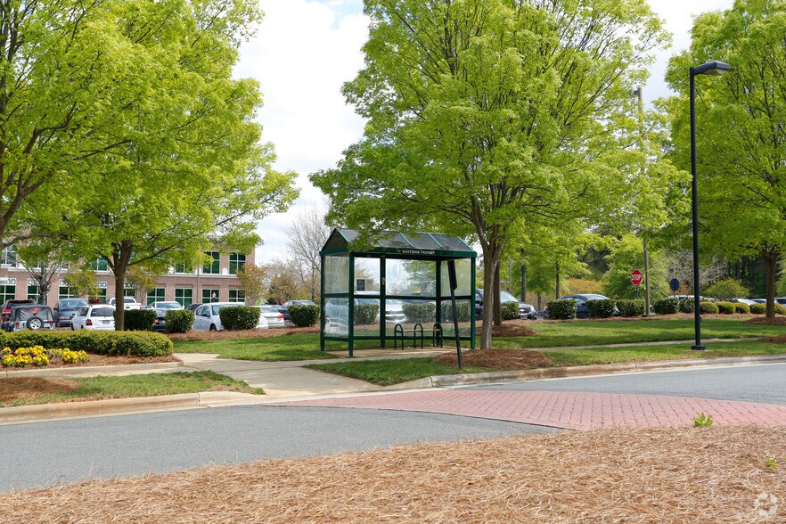 More Photos Of 620-660 Summit Crossing Pl, Gastonia Medical For Lease