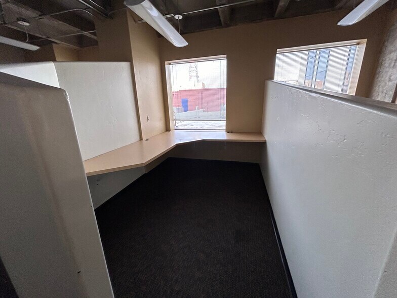 More Photos Of 100 N Stone Ave, Tucson Office Residential For Lease