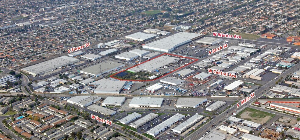 More Photos Of 2560 S Birch St, Santa Ana Land For Lease