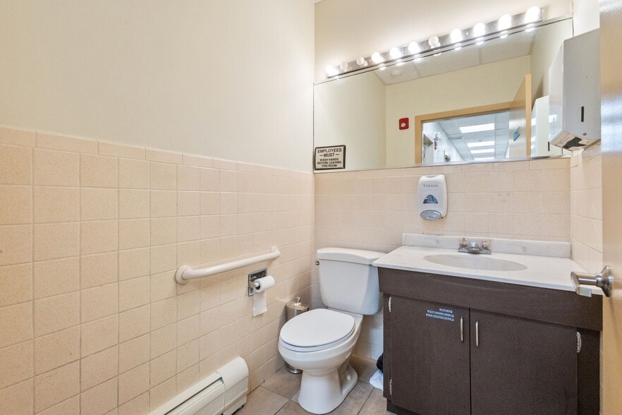 More Photos Of 311 N Midland Ave, Nyack Medical For Lease