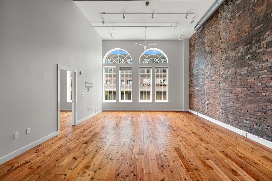 More Photos Of 91 Church St, New Haven Apartments For Sale