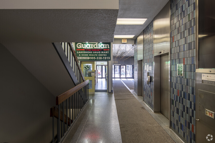 More Photos Of 345 Lakeshore Rd E, Oakville Office For Lease