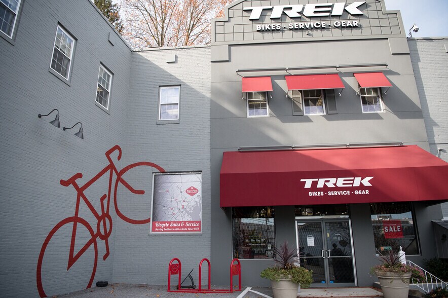 More Photos Of 828 Dulaney Valley Rd, Towson Unknown For Lease