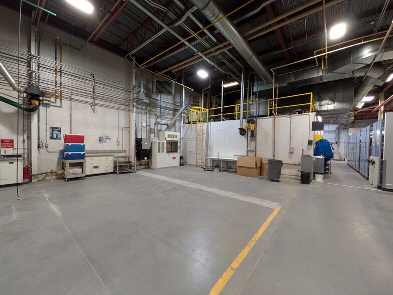 More Photos Of 9421 17 Av NW, Edmonton Office For Sale