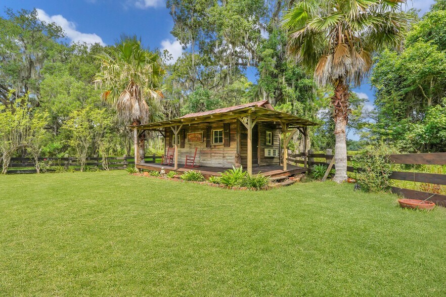 More Photos Of 1871 GA Highway 99, Brunswick Specialty For Sale