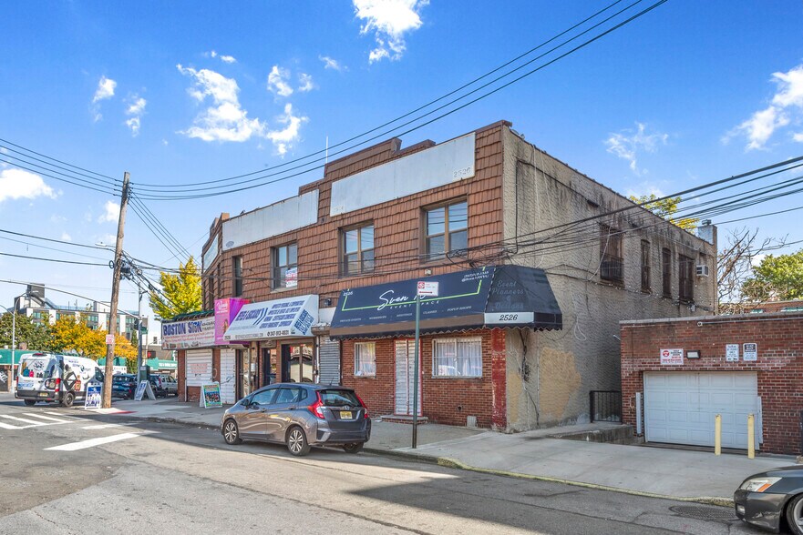 More Photos Of 2526-2532 Boston Rd, Bronx Storefront Retail Office For Sale