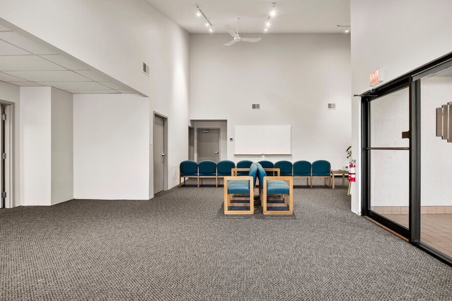 More Photos Of 2 Chelsea Pl, Clifton Park Medical For Sale