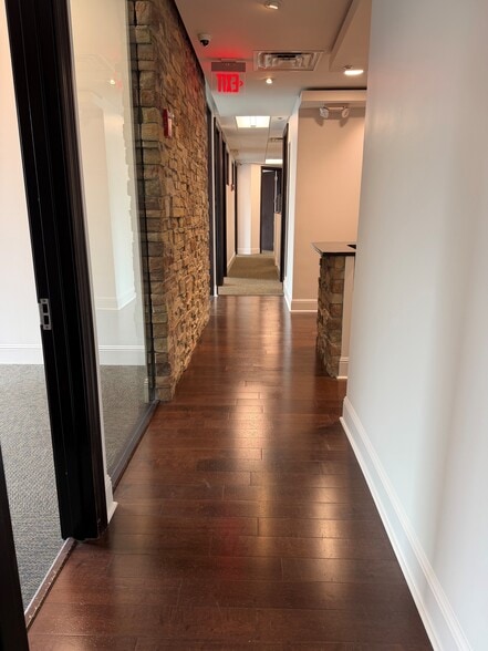 More Photos Of 121-189 S Orange Ave, Orlando Office Residential For Lease