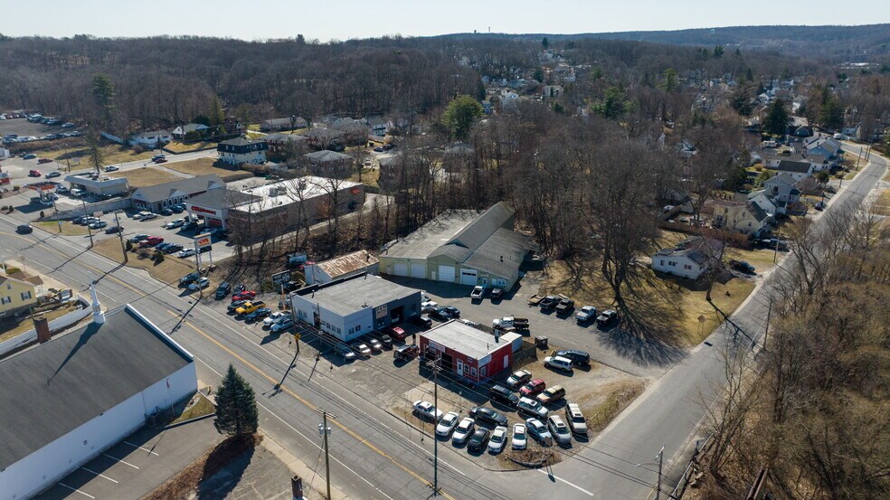 More Photos Of 510 Meriden Rd, Waterbury Auto Repair For Sale