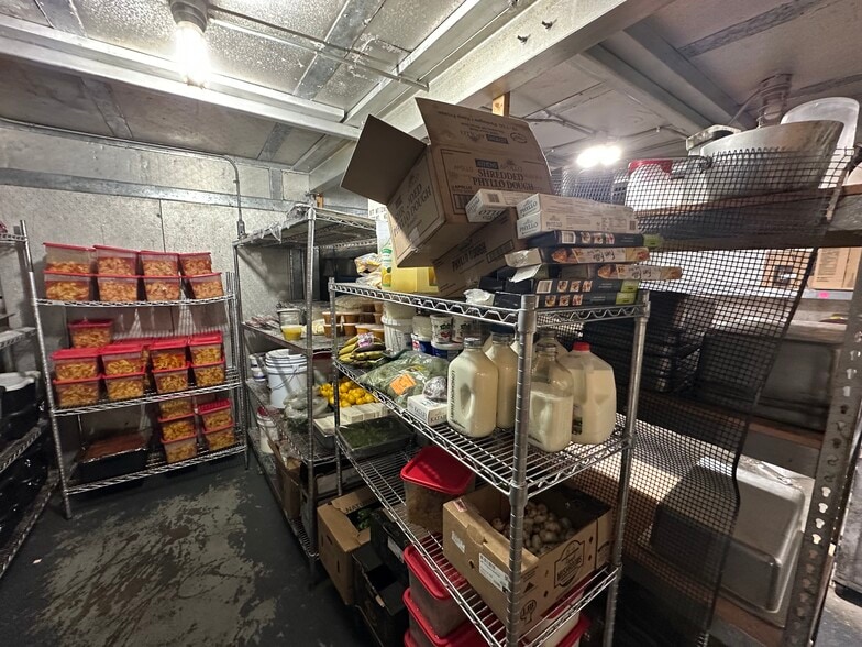 More Photos Of 1399 W Littleton Blvd, Littleton Restaurant For Sale