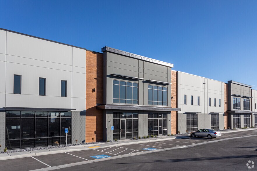 More Photos Of 16361 S Bringhurst Blvd, Bluffdale Unknown For Lease