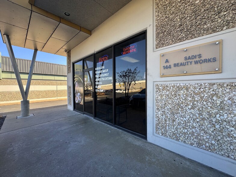 More Photos Of 7801 N Lamar Blvd, Austin Unknown For Lease