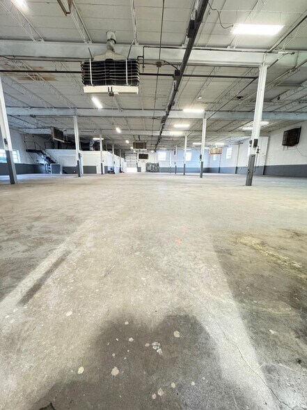 Primary Photo Of 335 13th St, Carlstadt Manufacturing For Lease
