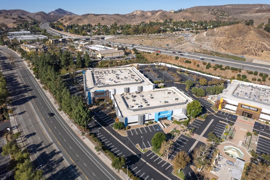 More Photos Of 26701 W Agoura Rd, Calabasas Flex For Lease