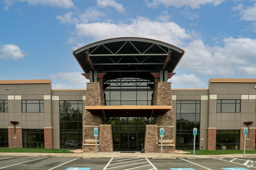 More Photos Of 12775 Randolph Ridge Ln, Manassas Flex For Lease