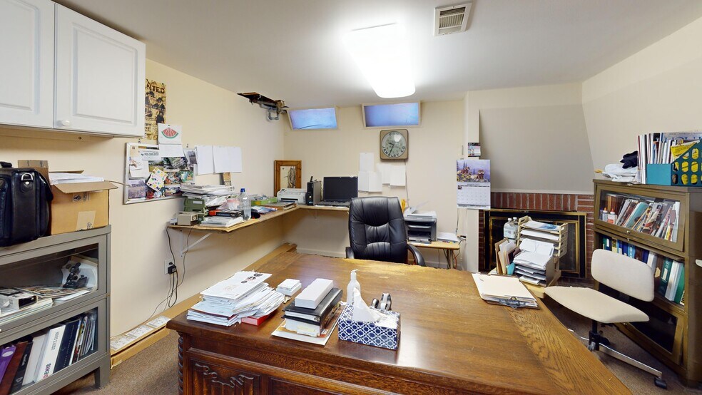 More Photos Of 721 S Michigan Ave, Howell Office Residential For Sale