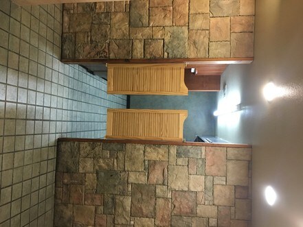 More Photos Of 226 Pine St, Abilene Storefront Retail Office For Sale