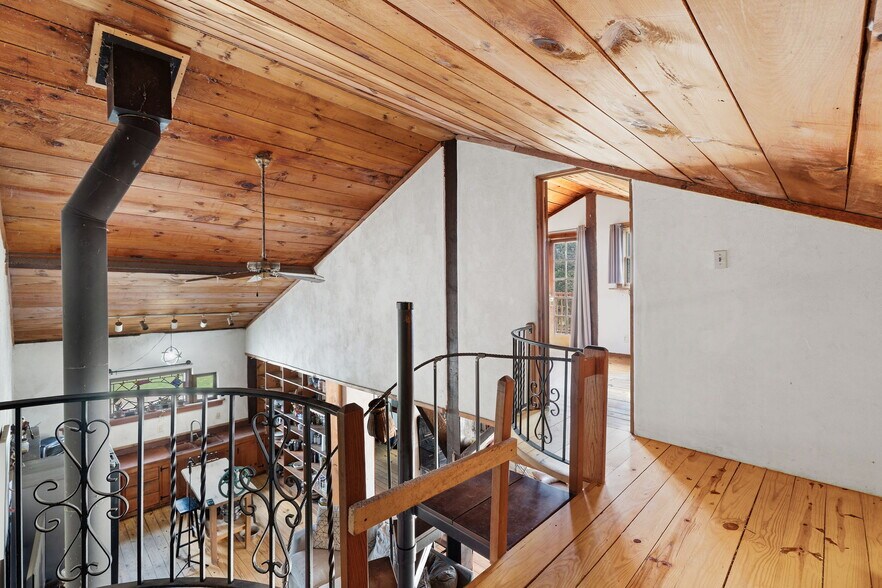 More Photos Of 125 Cayuga Street Ext, Trumansburg Warehouse For Sale