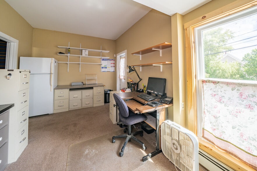 More Photos Of 279 S Main St, Winterport Winery Vineyard For Sale
