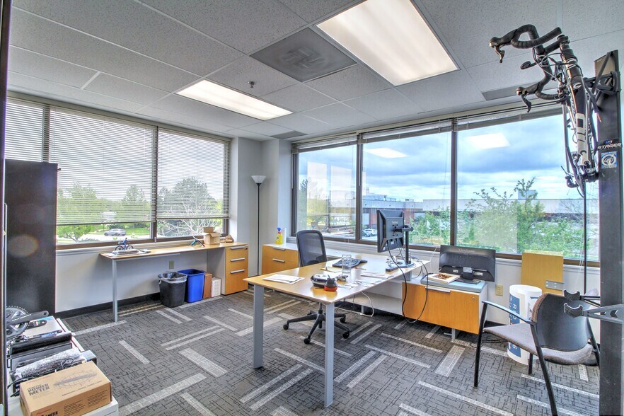 More Photos Of 5335 Sterling Dr, Boulder Research And Development For Lease