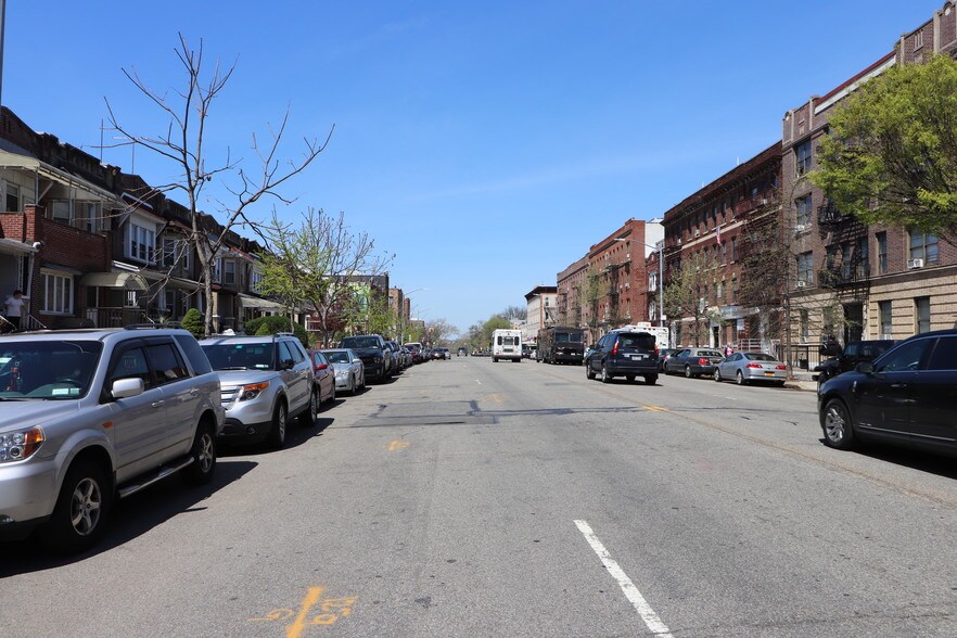 More Photos Of 352 86th St, Brooklyn Hospital For Lease