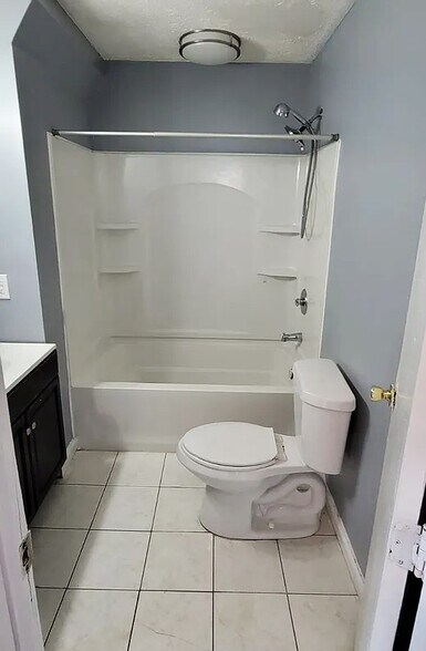 More Photos Of 1648 Alexandria Dr, Lexington Apartments For Sale