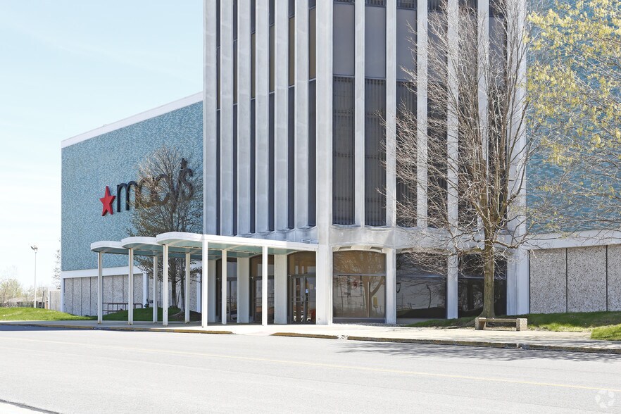 More Photos Of 2400 Elida Rd, Lima Unknown For Lease