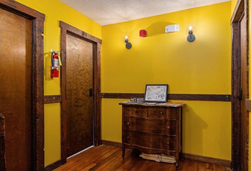 More Photos Of 454 William Ave, Davis Restaurant For Sale