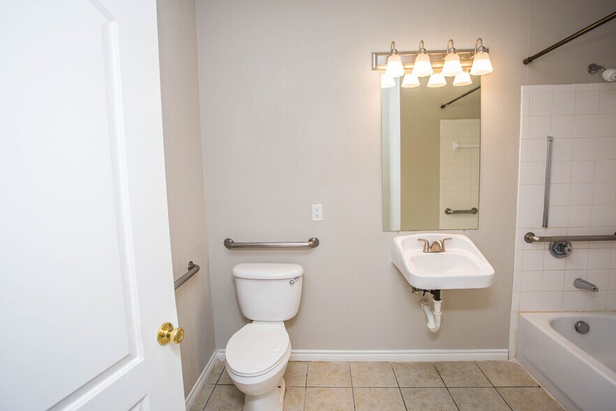 More Photos Of , Lubbock Multifamily For Sale