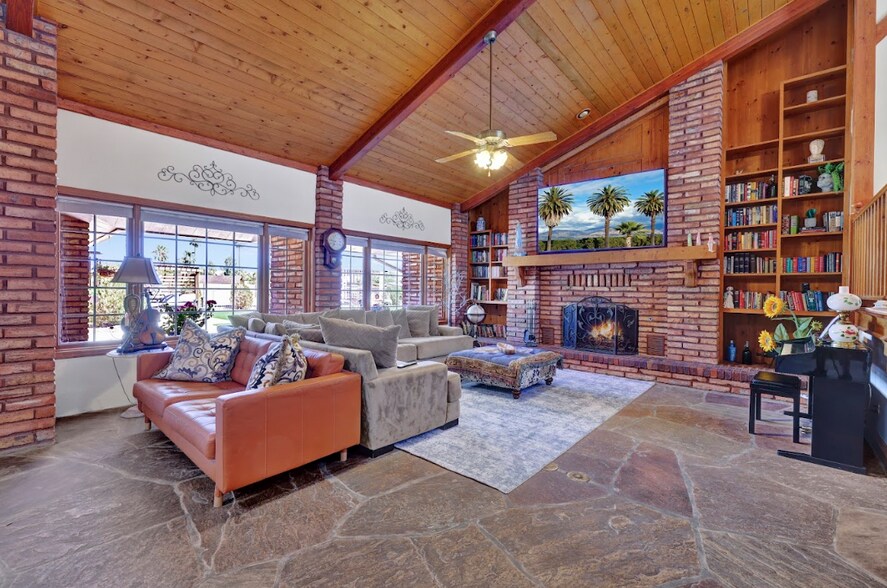 More Photos Of 1625 N Cherry Cir, Mesa Assisted Living For Sale