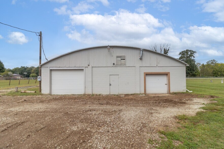 More Photos Of 10066 N Carthage Pike, Carthage Warehouse For Sale