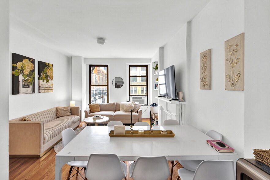 More Photos Of 200 W 14th St, New York Apartments For Sale