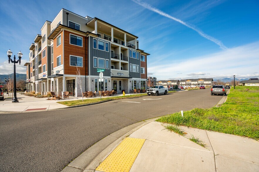 More Photos Of 0 Boulder Ridge St, Central Point Land For Sale