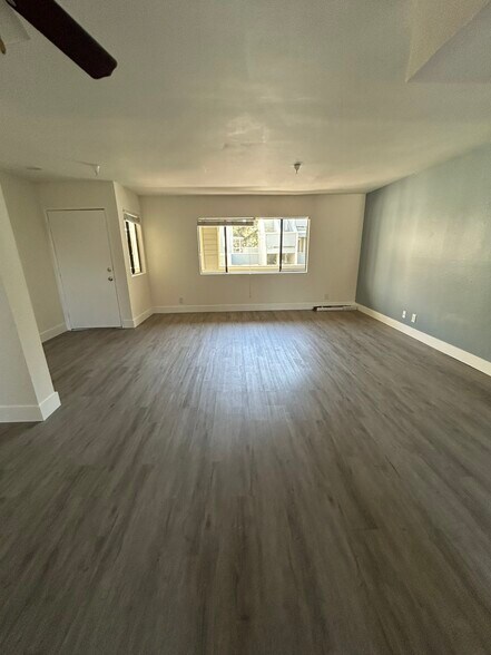 More Photos Of 311-313 E Pine St, Santa Ana Apartments For Sale